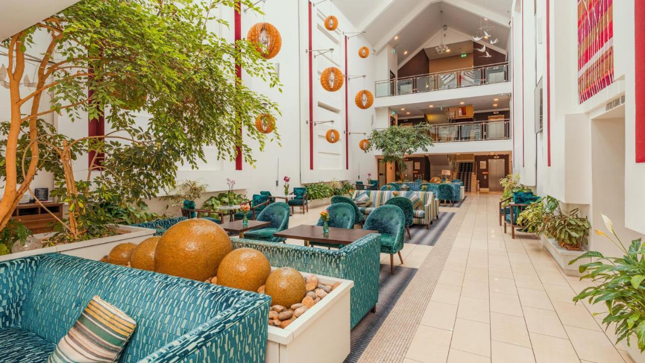 Cavan Crystal Hotel 외부 사진