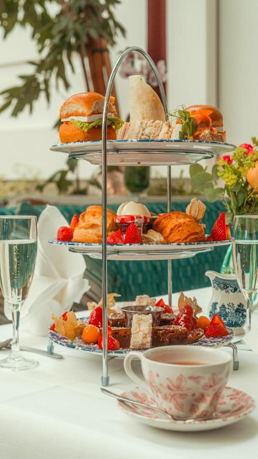 Cavan Crystal Hotel 외부 사진
