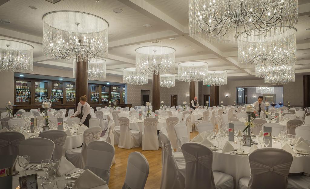 Cavan Crystal Hotel 외부 사진