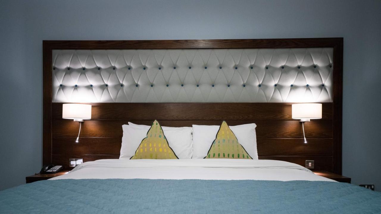 Cavan Crystal Hotel 외부 사진