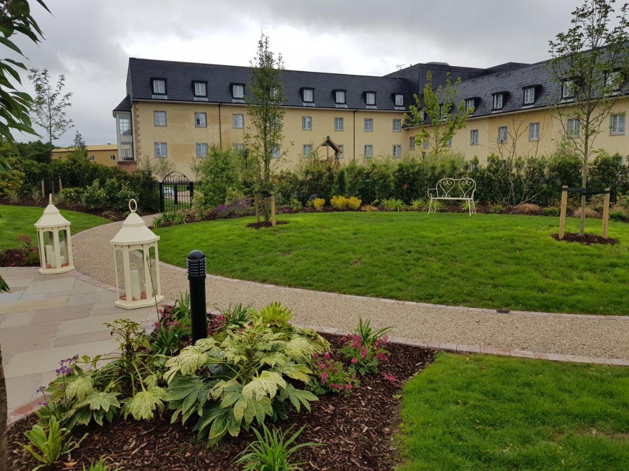 Cavan Crystal Hotel 외부 사진